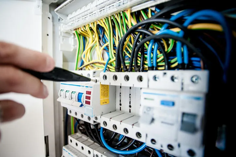 Práce na elektrickém vedení